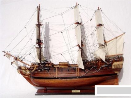 Парусник модель HMS PANDORA 1778г