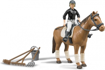 Фигура всадника и лошадь с аксессуарами Bruder 