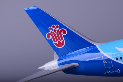 Boeing 787 China Southern Airlines модель самолета