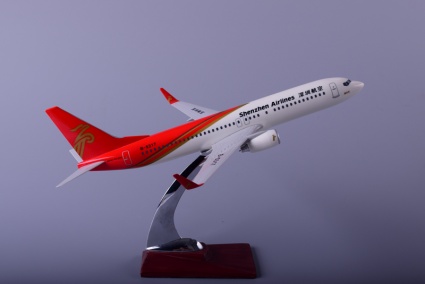 Boeing 737 Shenzhen Airlines модель самолета