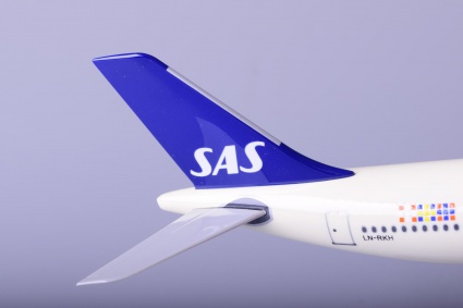 Airbus A330 SAS Scandinavian Airlines модель самолета 